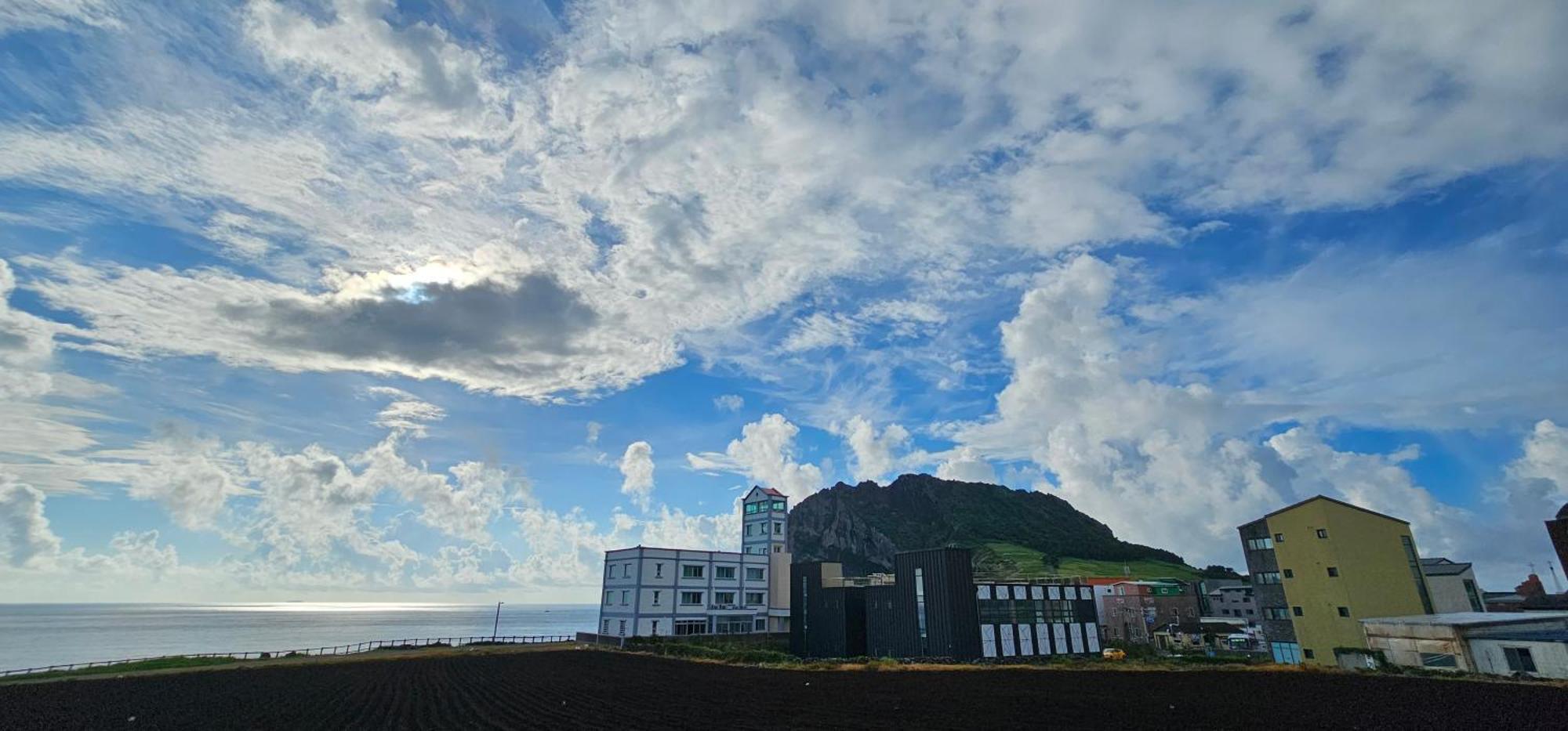 Seongsan Morning Sunset Villa Seogwipo Luaran gambar